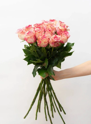 Букет: &laquo;Краски Сердца&raquo; от интернет-магазина цветов в 