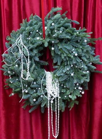 Композиция: «Декабрьская ночь» от интернет-магазина цветов в 